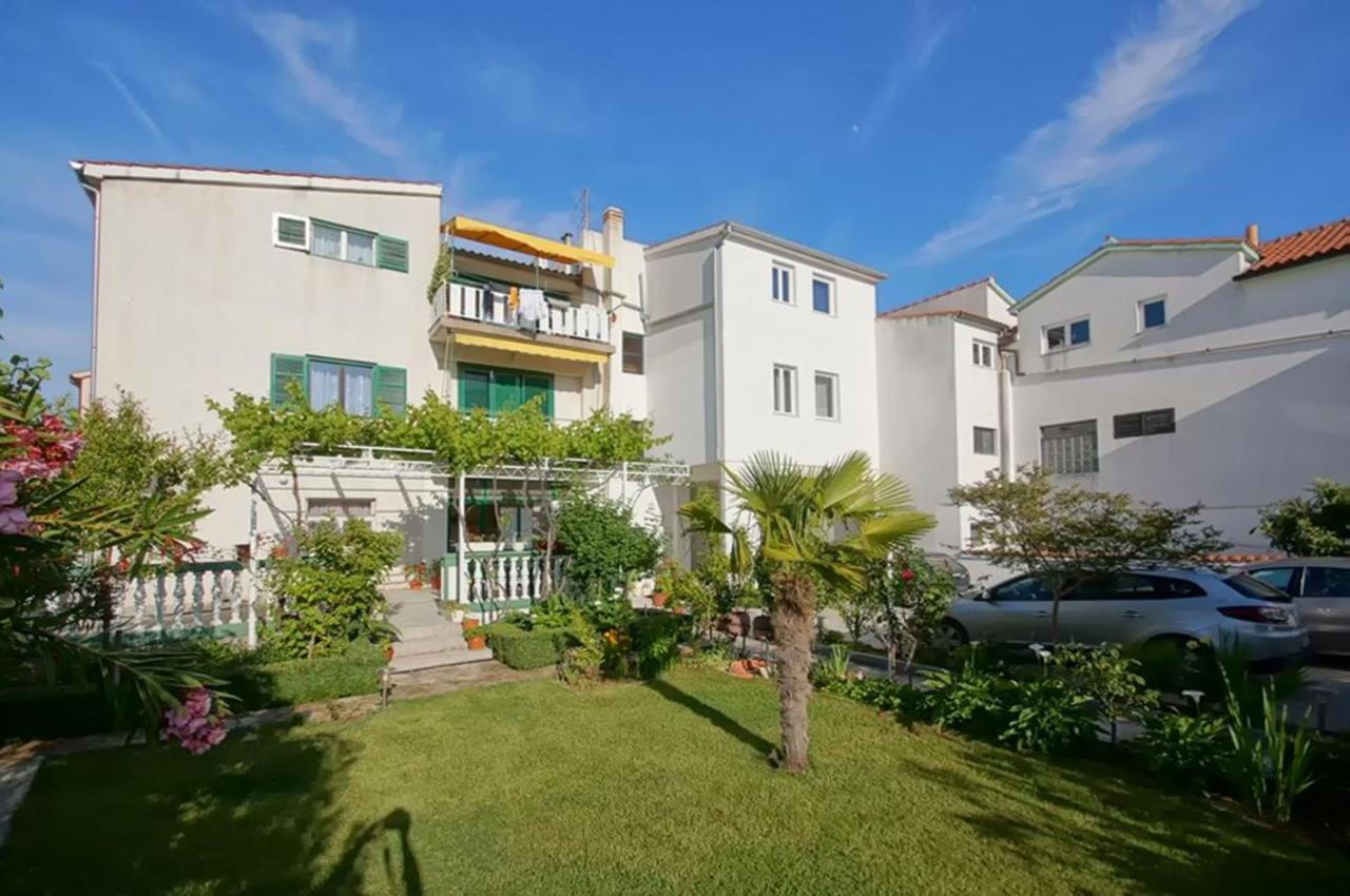 Apartments Zanze Vodice Exteriör bild